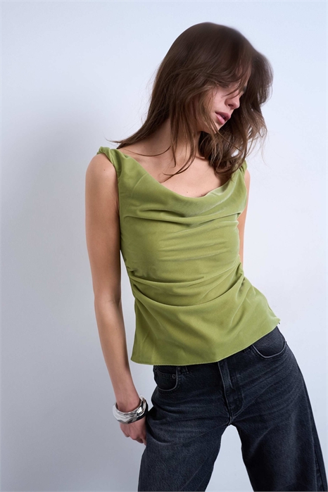 Бархатный топ-бюстье с асимметричным вырезом артикул 143483621