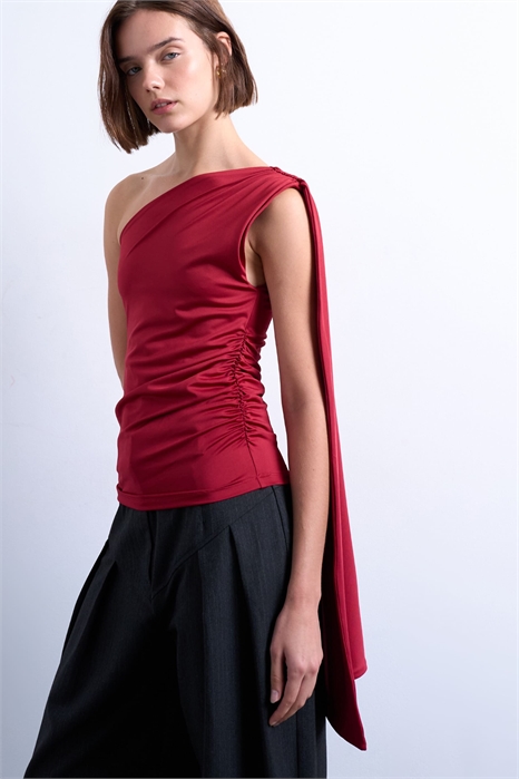 Топ с одним плечом и элементами в виде накидки артикул 149598601