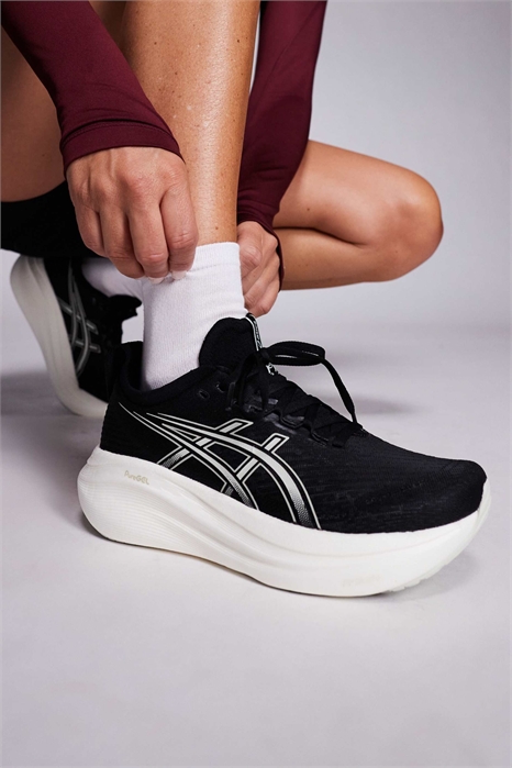 Кроссовки для бега Gel-Nimbus 27 артикул 148488608