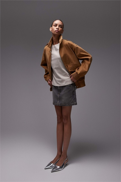 Мини-юбка из джинсовой ткани с оборками артикул 139710464