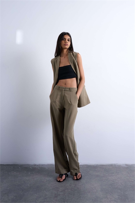 Брюки с прямыми брючинами из твила артикул 138946067