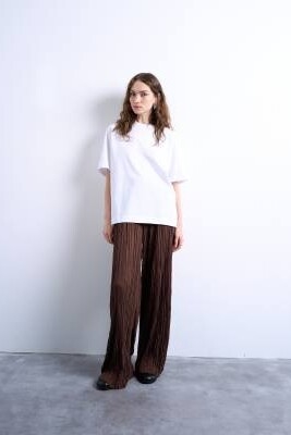 Брюки с широкими брючинами и гофрированной текстурой артикул 149515944