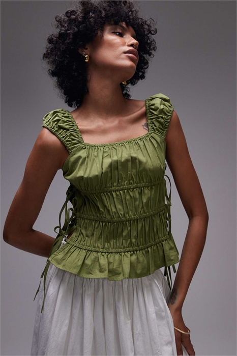 Топ с рюшами, многослойный, завязывающийся по бокам артикул 147966272