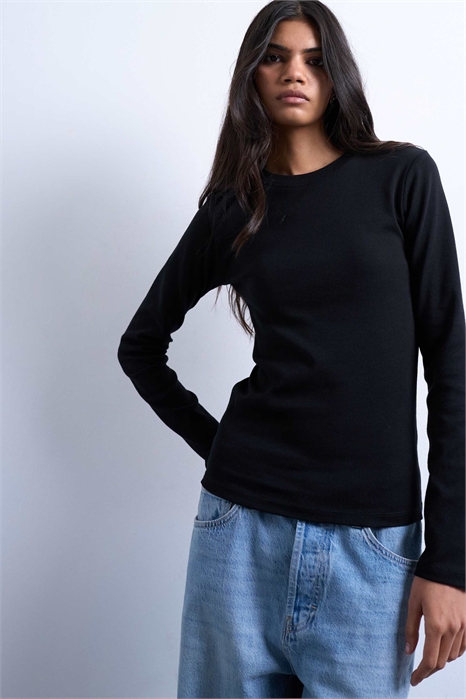 Повседневная футболка с длинным рукавом артикул 149321730