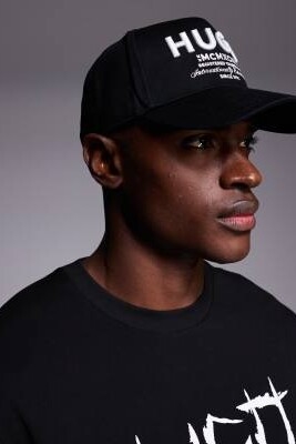 Марка, лейбл, логотип бейсболки артикул 153594471