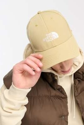 Кепка с шестьюдесятью шестью артикул 127463887