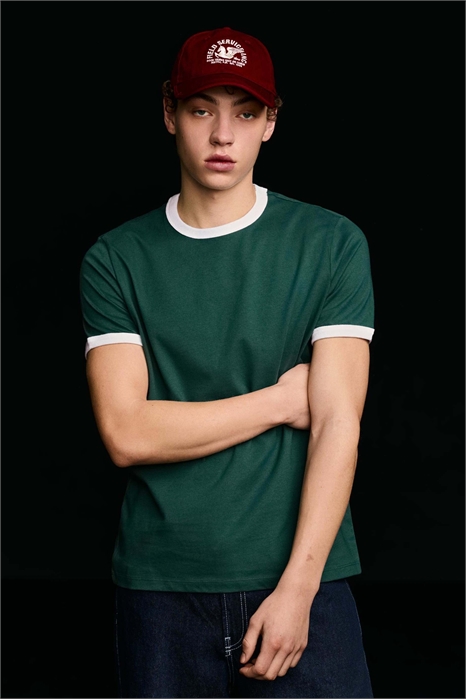 Футболка с короткими рукавами и контрастной ребристой отделкой артикул 156150434