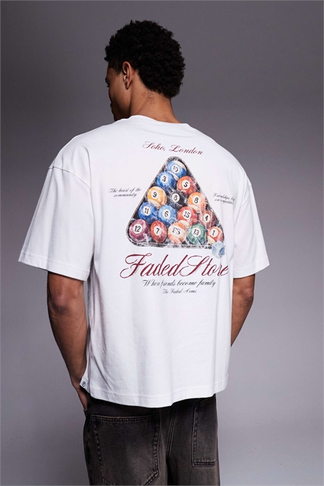 Футболка с принтом на спине в виде бильярдного стола артикул 151306506