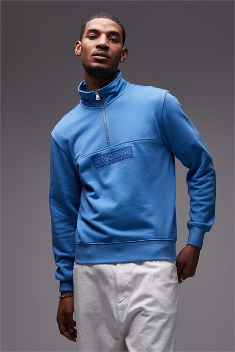 Футболка с логотипом на груди и полузастежкой-молнией артикул 153576409