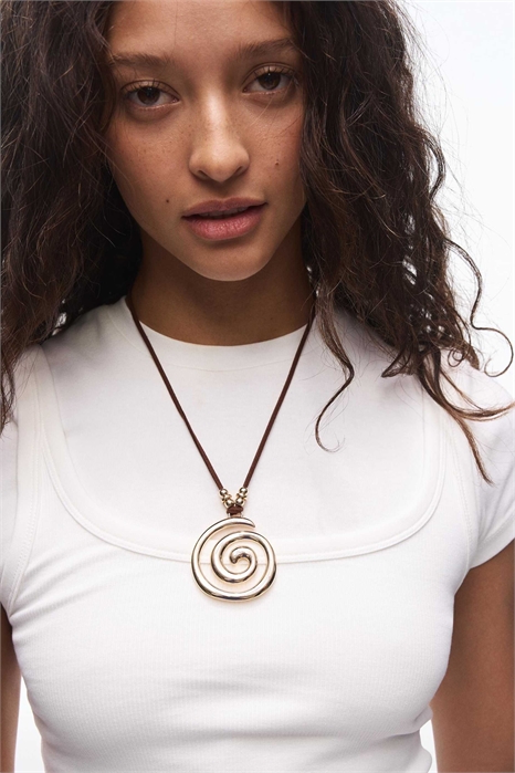 Ожерелье с подвеской на шнурке артикул 156007430