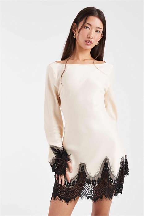 Мини-платье с атласной кружевной отделкой и рукавами «ангел» артикул 153729314