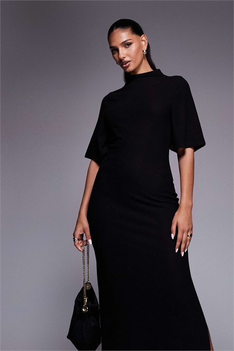 Макси-платье с высоким воротником и короткими рукавами артикул 153530742