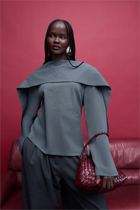 Топ с воротником-шарфом артикул 154903021