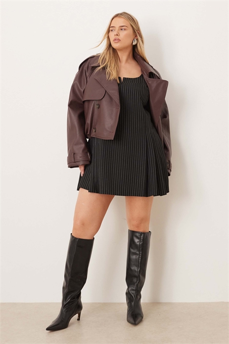 ASOS DESIGN: облегающее мини-платье с плиссированным подолом артикул 149661335