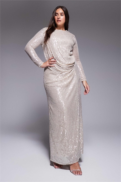 Скромное макси-платье с пайетками и рюшами артикул 150480112