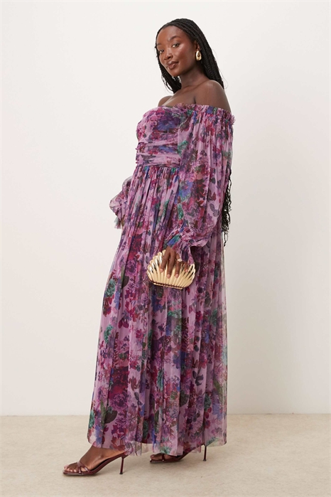 Платье макси с длинными рукавами, кружевом, бисером и тюлевыми оборками от Lace and Beads Plus артикул 138762268