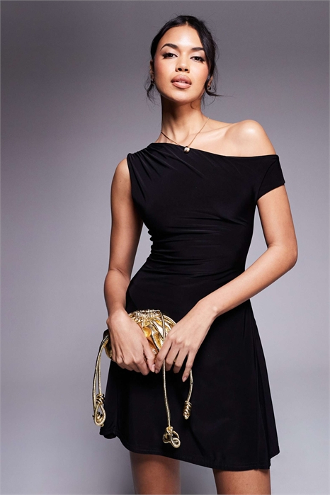 Эксклюзивное двухслойное облегающее мини-платье-скатер с открытыми плечами, драпировкой и зауженной талией артикул 140660067