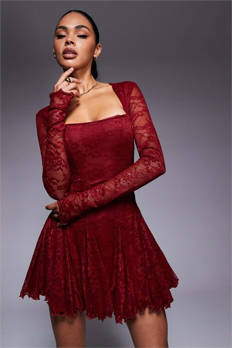 Мини-платье с квадратным вырезом, длинными рукавами, сборками и оборками по низу артикул 148781343