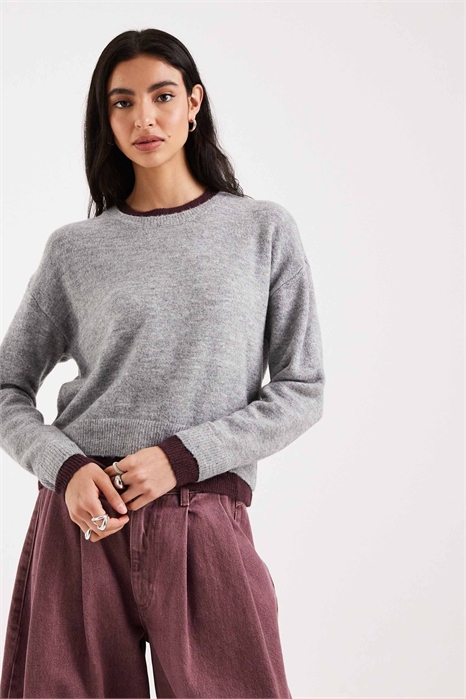 Свитер для подростков, связанный спицами артикул 154972446