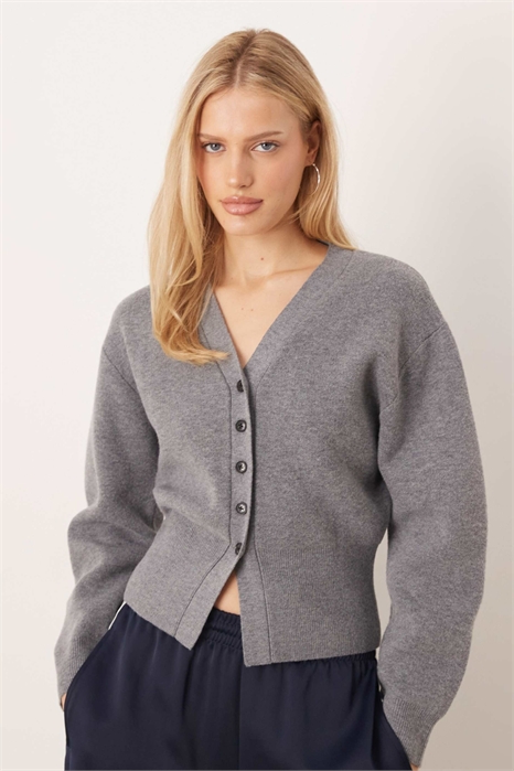Кардиган с V-образным вырезом и лепными элементами артикул 154235955