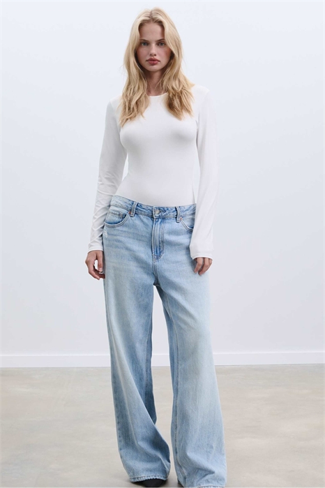 Боди из полиамида с длинными рукавами артикул 150594384