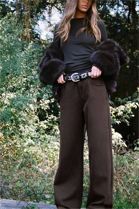 Джинсы с широкими брючинами артикул 153328288