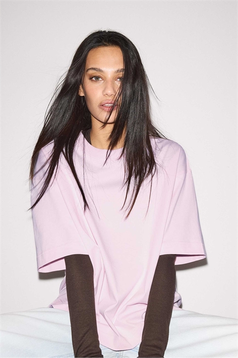 Футболка свободного кроя с короткими рукавами артикул 155773233