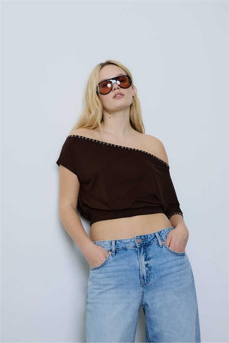 Футболка с асимметричным вырезом артикул 156267874