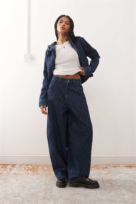 X006 Джинсы XL свободного кроя с аргил-принтом артикул 148412027