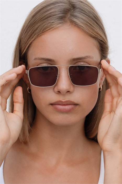 Солнцезащитные очки «Авиатор» прямоугольной формы от Billie артикул 140889462