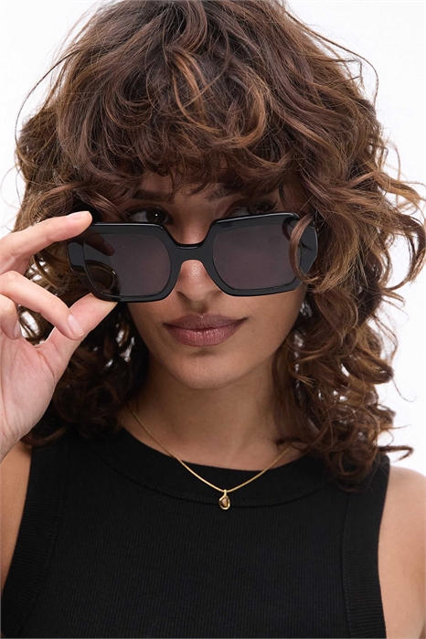 Солнцезащитные очки Dita с квадратной оправой большого размера артикул 141271447