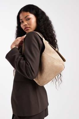 Небольшая сумка через плечо из искусственной замши артикул 149135441