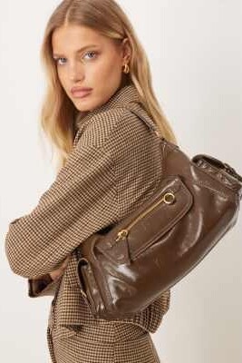 Сумка через плечо с объемными карманами артикул 154169375