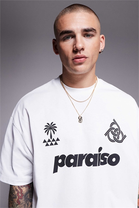 Футболка свободного кроя с рисунком в стиле футбола артикул 155809615