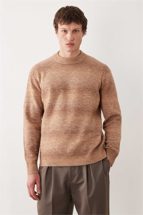 Свитер с эффектом омбре артикул 155149347