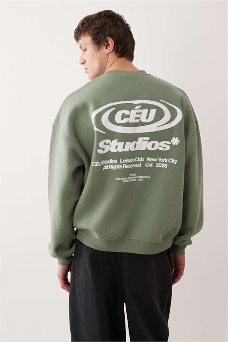 Футболка с очень большим размером и надписью артикул 155594035