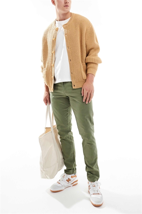 Чино с зауженным кроем от Intelligence артикул 126089535