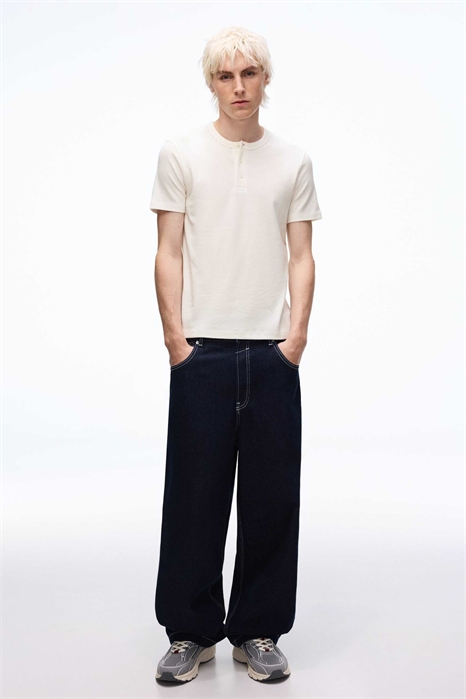 Футболка с короткими рукавами из ткани «вафелька» артикул 155657096