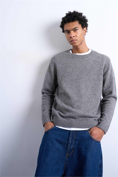 Свитер с круглым вырезом из шерсти, прямой крой артикул 151052671