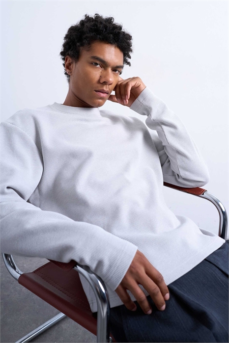 Футболка с длинным рукавом из плотной ткани с вафельной текстурой и укороченным кроем артикул 150330851