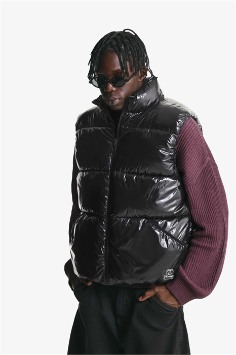 Жилет-пуховик артикул 151099984