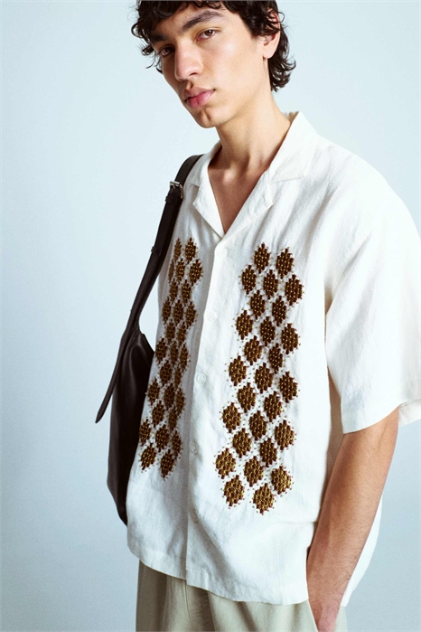 Рубашка с вышивкой из бисера премиум-класса артикул 141529009