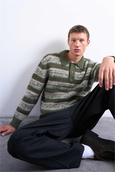 Поло из трикотажа в полоску свободного кроя артикул 147904130