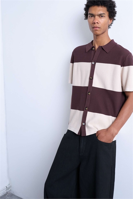 Рубашка из открытого трикотажа артикул 141531774