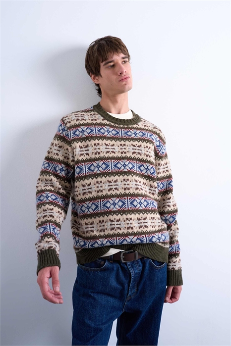 Свитер с круглым вырезом, связанный узором «фэйр-айл» артикул 148041276