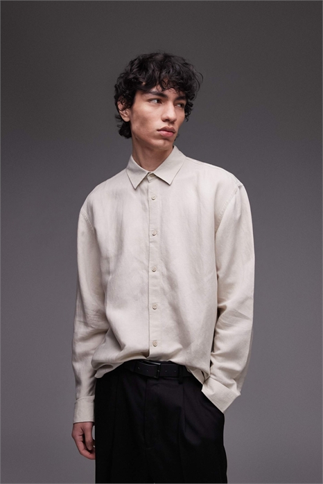 Льняная рубашка с длинными рукавами артикул 139876217