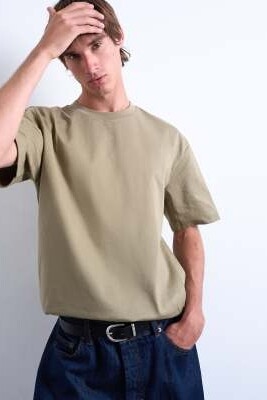 Футболка свободного кроя артикул 143355564