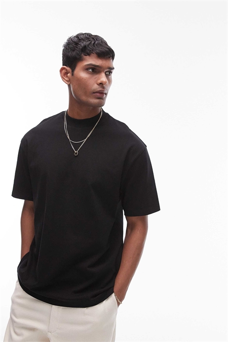 Футболка свободного кроя артикул 134539908