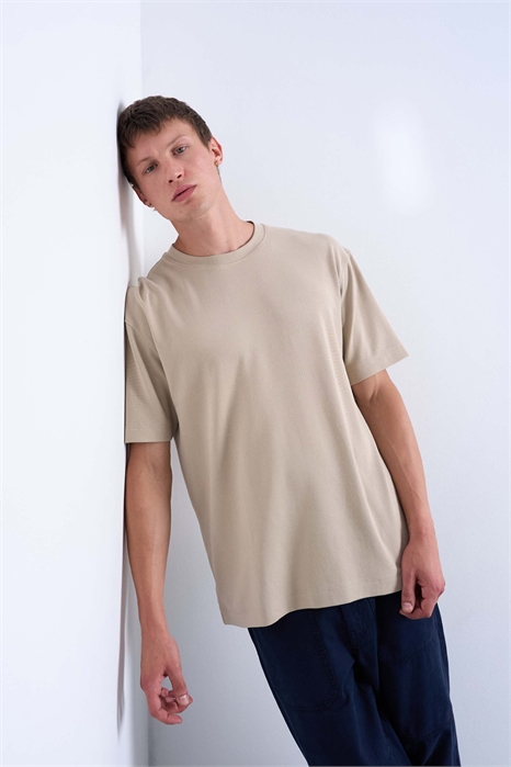 Футболка свободного кроя с застежкой-молнией артикул 146142260