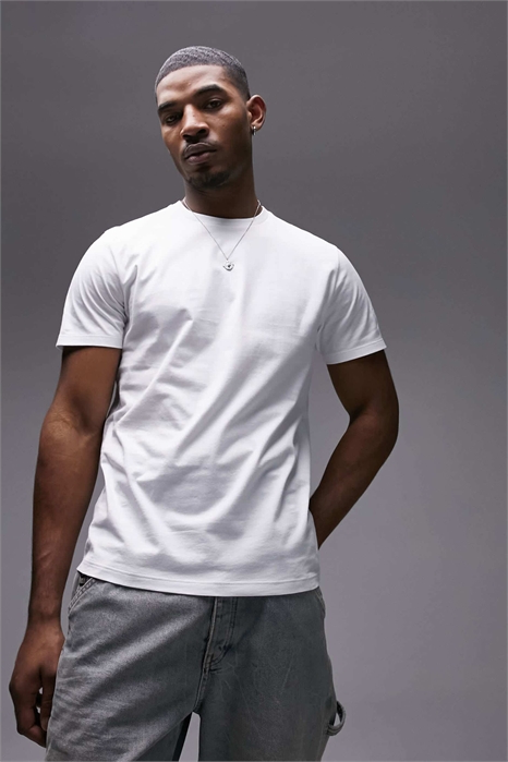 Футболка классического кроя артикул 135832397